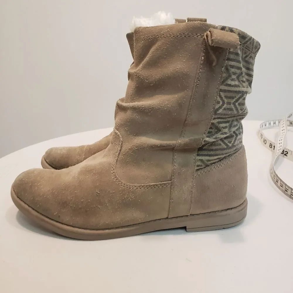 Toms Kids Boots Size 3.5